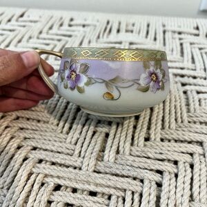 Mitsu-Boshi vintage lavender with gold detail Teacup with Gold Accents
